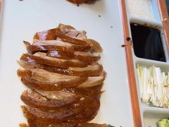 -松沪名灶·豆浆鱼头·新上海菜(飞航吾悦广场店)