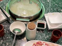 -一席地·本地鸡窝·杭帮鸡火锅(萧山银隆百货店)