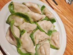 白菜猪肉馅饺-关东小磨东北菜(上海长风大悦城店)