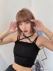-东方美妍小鹏造型