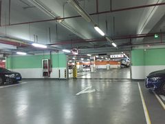 -久光百货-地下停车场