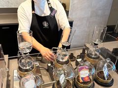 -星巴克臻选(嘉兴海宁银泰城店)