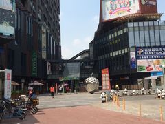 -江燕路万科里