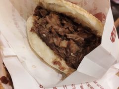 牛肉烧饼（多肉）-穆得·老周家牛肉烧饼(普利街店)