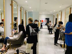 大厅-3AM HAIR SALON烫发染发接发