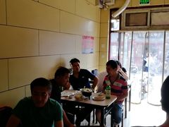大堂-宝光熏肉鞋底火烧(新街口店)