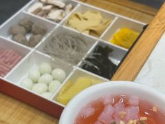 -鲁员外地锅鸡地锅鱼(古墩路店)