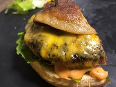 -HIGH FIVE哈福手工汉堡(桂林路店)