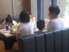 -潮牛壹号鲜牛肉火锅(光谷天地店)