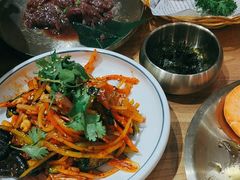 -青瓦餐厅·生鱼片·韩园烤肉(西塔店)