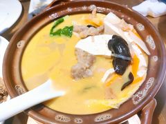 京城酥肉锅-四季民福烤鸭店(西单华威约饭街店)