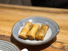 雪菜黄鱼春卷-南小蟹手工點心(三里屯店)