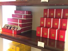 -上海半岛酒店·半岛精品店