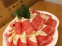 -老牌坊云南鱼豆花火锅(哈西万达店)