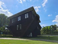 -金山农民画村-枫泾波兰倒置屋