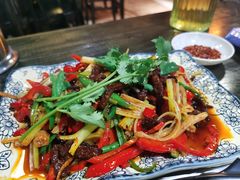 -乐山食古香跷脚牛肉