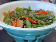 -川流不息·地道川菜·小龙虾(松东路店)