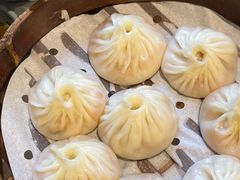 -馋三尺蟹粉小笼(人民广场店)