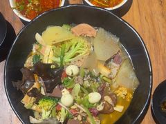 -万记麻辣烫国展总店