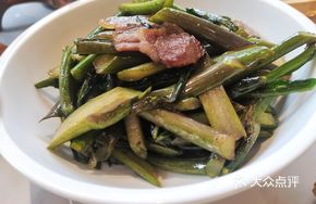 Stir-fried Pork with Chinese Mustard Greens