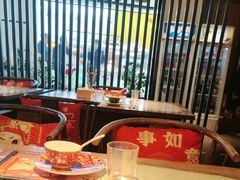 -尚尚仙·酸汤猪手·猪肚鸡火锅(华联万柳购物中心店)