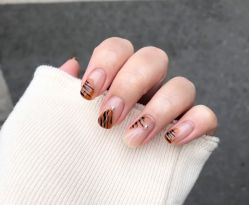 -悦指间美甲美睫