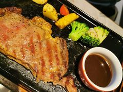 -必胜客(中大银泰店)