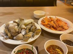 -日进一片海.生腌海鲜火锅.宵夜烧烤(三里屯总店)