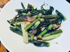 -黄泥岗·地道湖北菜(奥特莱斯店)