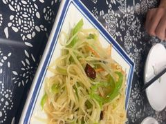 -八两八金·莱芜特色炒鸡(市南漳浦路店)