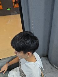-藤野造型烫染接发