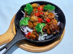 小蘑菇-龙猫意杯花园餐厅(芙蓉湖店)