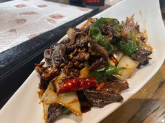 -鼎原力量东北吊炉烧烤(临河街店)