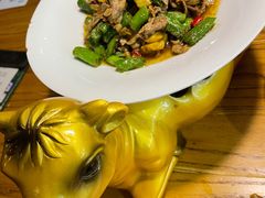 -新白鹿餐厅(百联中环店)