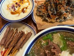 -云阿蛮云南生烫牛肉米线(奉贤路店)