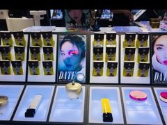 -miomi米欧米隐形眼镜(领展购物广场·中关村店)