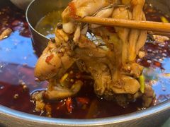 -蛙两只美蛙鱼头火锅(恒茂店)