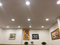 -石磨豆花家常菜·牦牛排土火锅