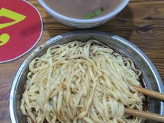 -溪畔老牌永定牛肉小吃(兴发大厦店)