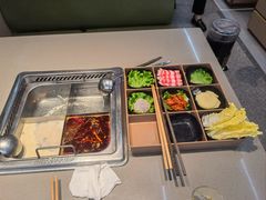 -海底捞火锅(杭州萧山宝龙广场店)