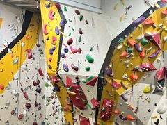 -问山MountQuest攀岩馆