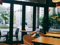 -Dough&Joe团憩(瑞虹天地月亮湾店)