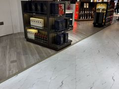 -日上免税店(三径路t3店)