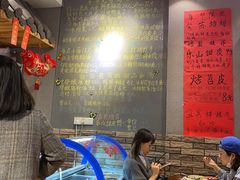 -爆炸头阿姨小四川正宗川味小吃(无任何分店)