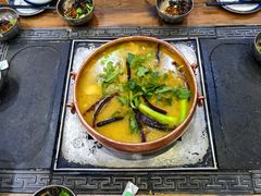 -三锅莊·牦牛肉火锅·香格里拉特色藏餐宴请餐厅(昆明创始店)