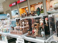 -泡泡玛特POPMART(蓝色港湾店)