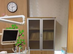 -上海仁爱医院口腔科 · 种植