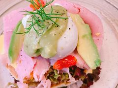 牛油果蘑菇菠菜水波蛋-AFS Cafe & Canteen(闽江二路店)