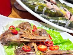 -小小河边鱼(天润城店)