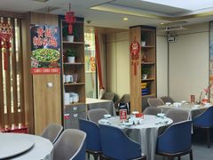 -有红鸡毛店·川菜(建设路店)